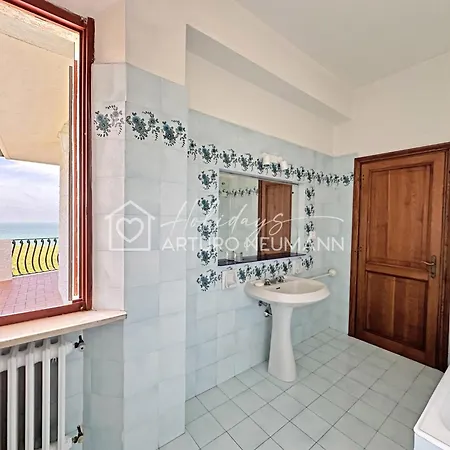 630 - Giulia Con Ampio Giardino E Bellissima Vista Mare - Inclusa Nel Prezzo Feriehus *