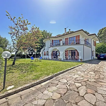 630 - Giulia Con Ampio Giardino E Bellissima Vista Mare - Inclusa Nel Prezzo Feriehus *