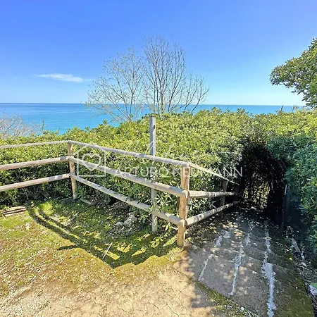 630 - Giulia Con Ampio Giardino E Bellissima Vista Mare - Inclusa Nel Prezzo בית נופש נומאנה